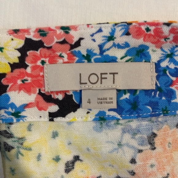 Ann Taylor LOFT | Yellow Pink Floral Faux Wrap Skirt Sz 4 - Picture 4 of 10